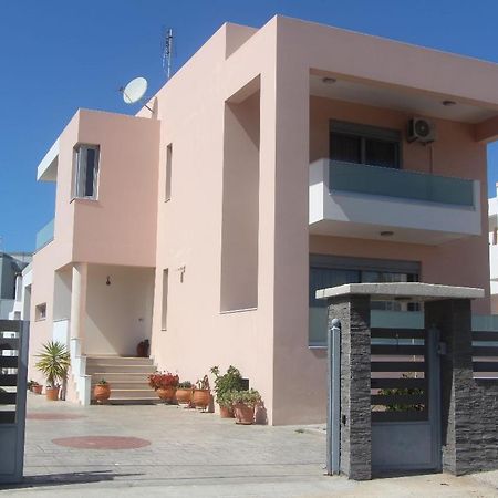 Valentina'S Luxe Apartment Mastihari Exterior photo