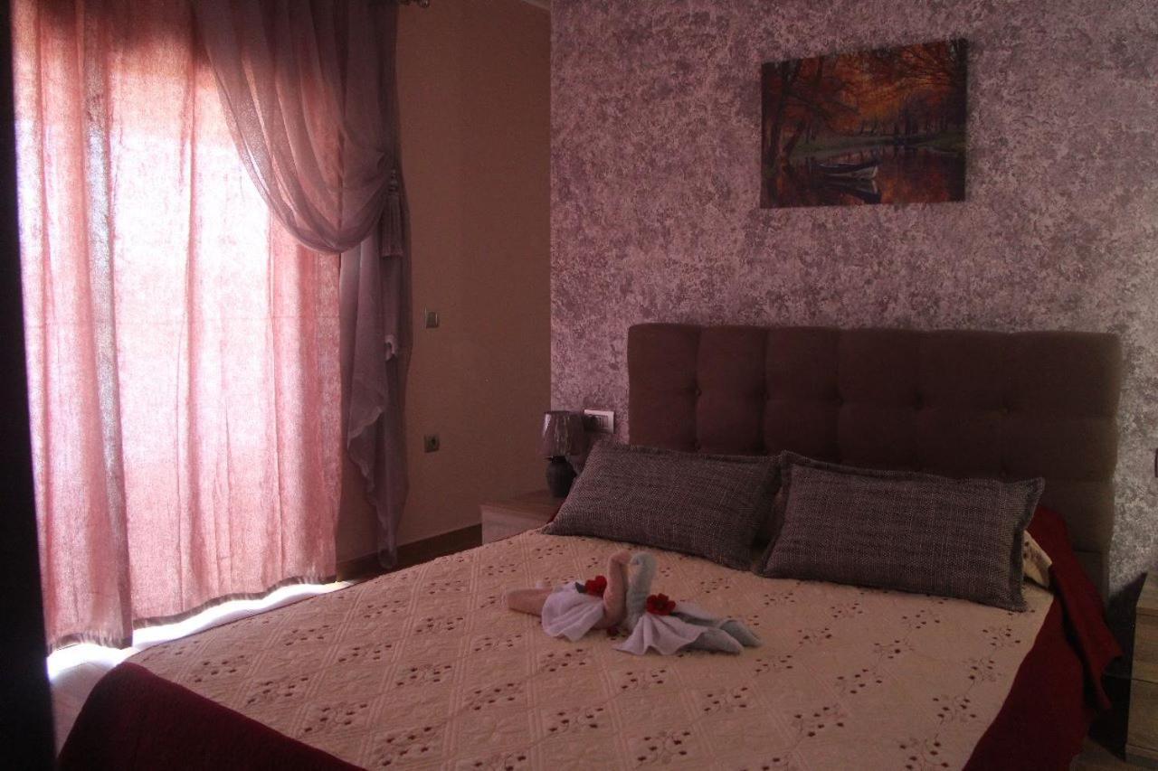 Valentina'S Luxe Apartment Mastihari Exterior photo